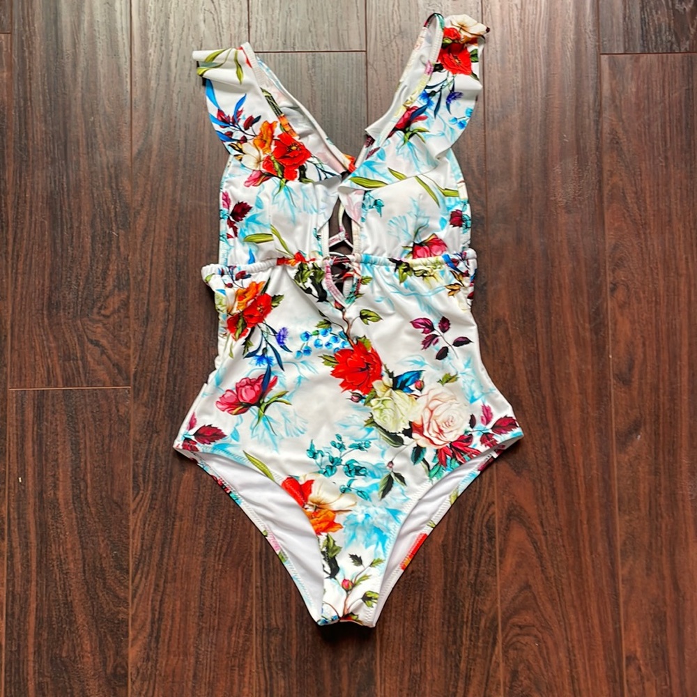 Cupshe Floral One Piece Swimsuit